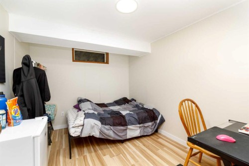 27 Martin Close, Red Deer, AB - Indoor Photo Showing Bedroom