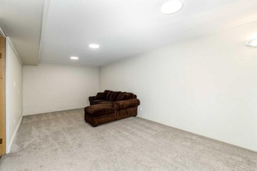 27 Martin Close, Red Deer, AB - Indoor
