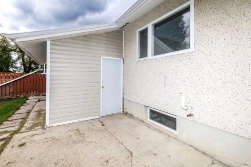 27 Martin Close, Red Deer, AB - Outdoor With Exterior