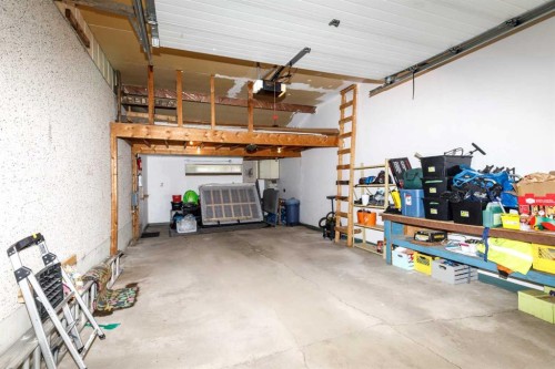 27 Martin Close, Red Deer, AB - Indoor Photo Showing Garage