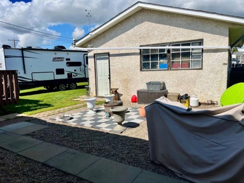 5512 45 Avenue, Drayton Valley, AB - Outdoor
