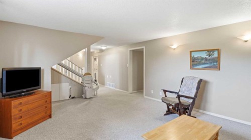 5107 58 Street, Camrose, AB - Indoor Photo Showing Other Room