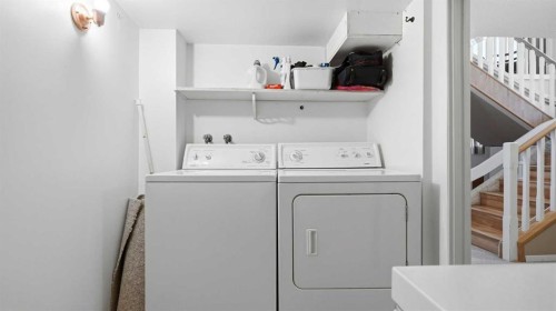 5107 58 Street, Camrose, AB - Indoor Photo Showing Laundry Room