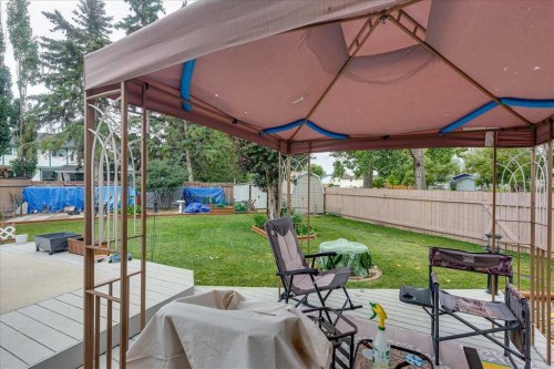 11 West Heights Drive, Didsbury, AB - Outdoor With Deck Patio Veranda