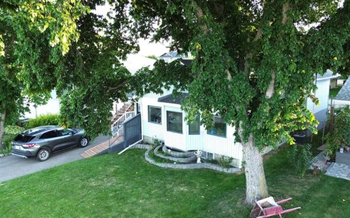 4729 49A Avenue, Lacombe, AB 