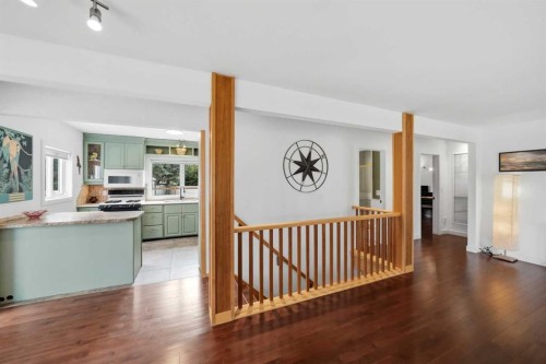 3742 44 Avenue, Red Deer, AB - Indoor Photo Showing Other Room