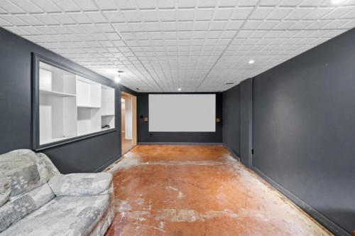 3742 44 Avenue, Red Deer, AB - Indoor Photo Showing Other Room