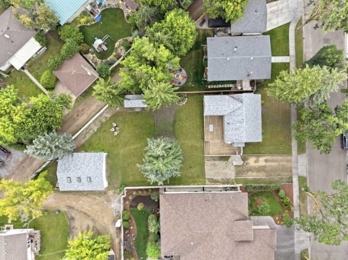 3742 44 Avenue, Red Deer, AB - Outdoor
