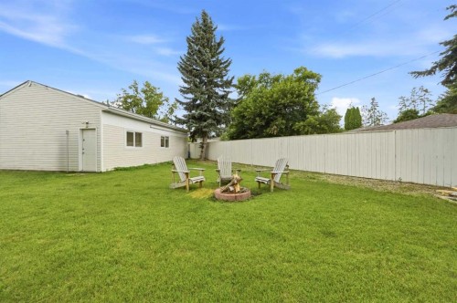 3742 44 Avenue, Red Deer, AB - Outdoor With Backyard