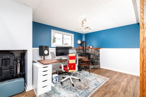 60 Gehrke Close, Red Deer, AB - Indoor Photo Showing Office