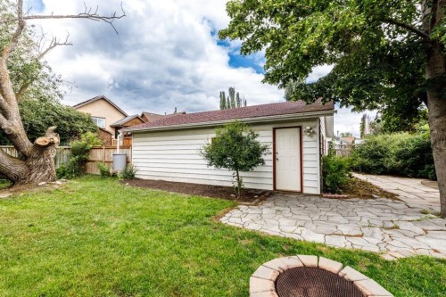 60 Gehrke Close, Red Deer, AB - Outdoor