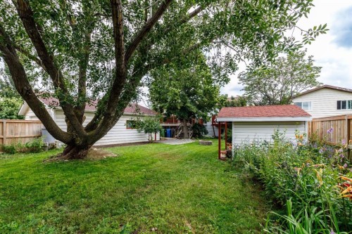 60 Gehrke Close, Red Deer, AB - Outdoor