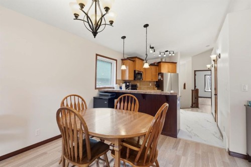 148 Vickers Close, Red Deer, AB - Indoor Photo Showing Dining Room