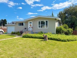 5507 53A Avenue  Rocky Mountain House, AB T4T 1H4