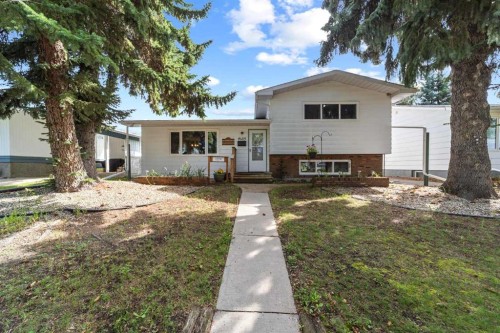 4605 45 Street  Camrose, AB T4V 2V3