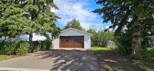 29 Northstar Drive, Lacombe, AB - Outdoor
