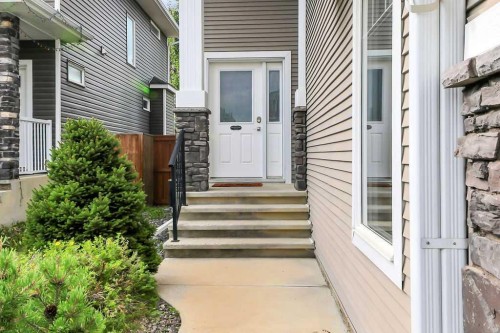 210 Viscount Drive, Red Deer, AB - Outdoor