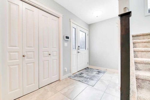 210 Viscount Drive, Red Deer, AB - Indoor Photo Showing Other Room
