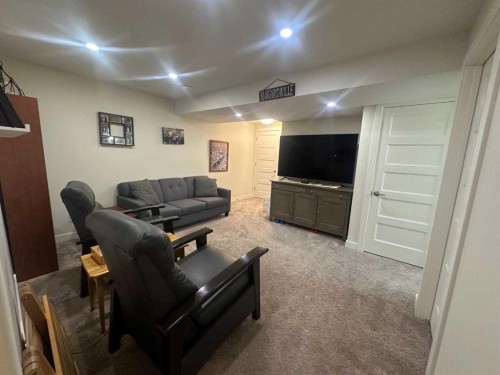 33 Gair Close, Red Deer, AB - Indoor