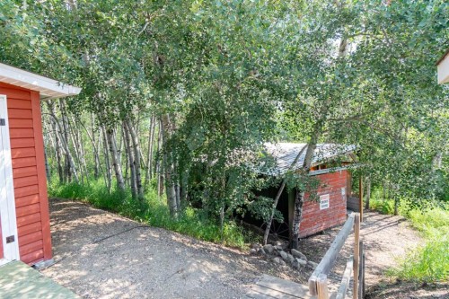 10 Destini Drive, White Sands, AB - Outdoor
