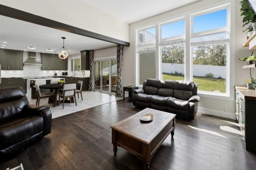 35 Erica Drive, Lacombe, AB - Indoor Photo Showing Living Room