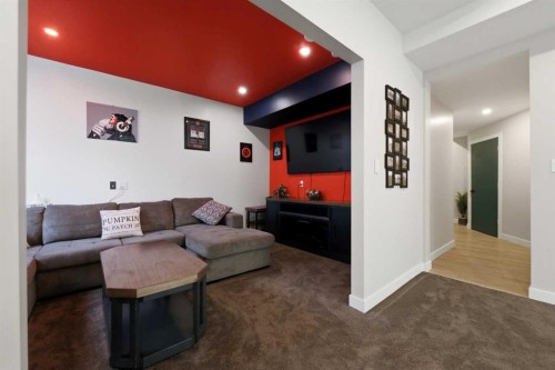 35 Erica Drive, Lacombe, AB - Indoor Photo Showing Other Room