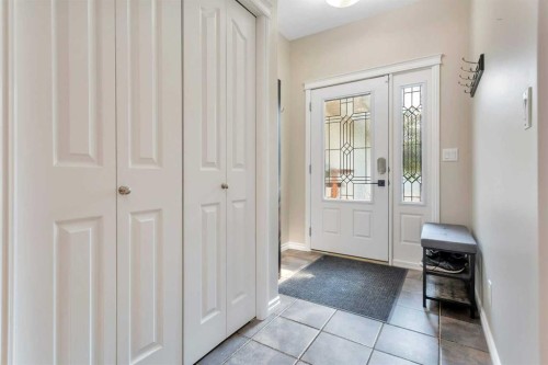 89 Alberts Close, Red Deer, AB - Indoor Photo Showing Other Room