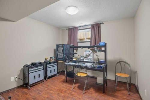 22 Valley Crescent, Blackfalds, AB - Indoor Photo Showing Office