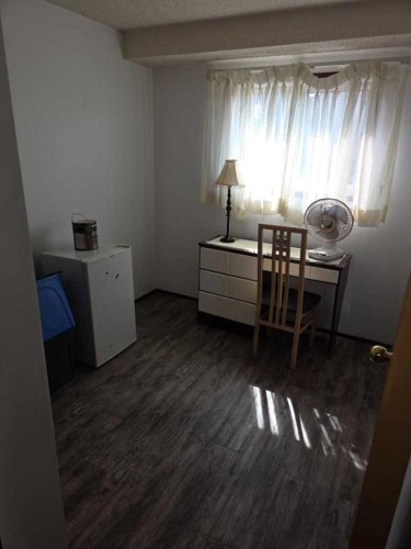 C-3 Grant Street, Red Deer, AB - Indoor