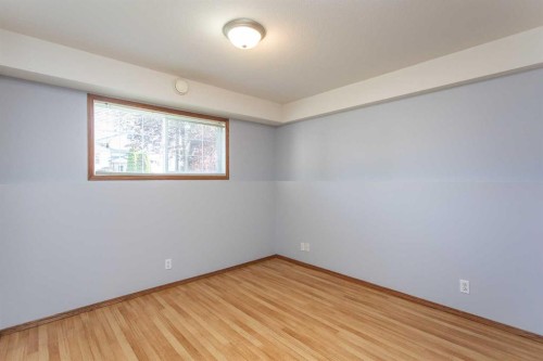 273 Kendrew Drive, Red Deer, AB - Indoor Photo Showing Other Room