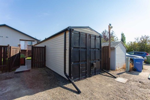 273 Kendrew Drive, Red Deer, AB - Outdoor With Exterior