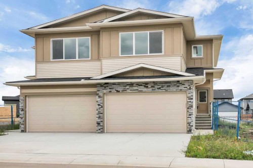 33 Linden Place  Rural Red Deer County, AB T4E 3C4