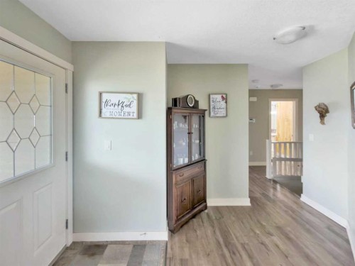 128 12 Ave Ne, Sundre, AB - Indoor Photo Showing Other Room
