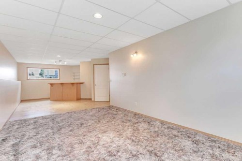 102 Drummond Avenue, Red Deer, AB - Indoor
