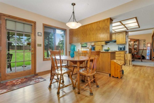 19 Mayberry Close, Red Deer, AB - Indoor Photo Showing Dining Room