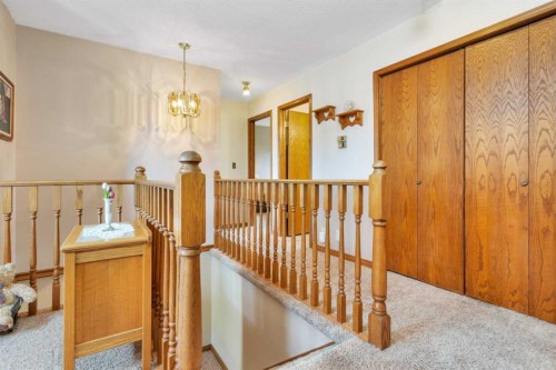 19 Mayberry Close, Red Deer, AB - Indoor Photo Showing Other Room