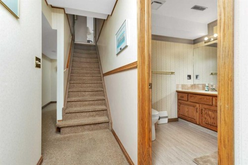 19 Mayberry Close, Red Deer, AB - Indoor Photo Showing Other Room
