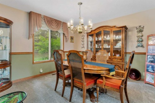 19 Mayberry Close, Red Deer, AB - Indoor Photo Showing Dining Room