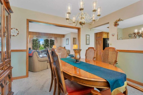19 Mayberry Close, Red Deer, AB - Indoor Photo Showing Dining Room