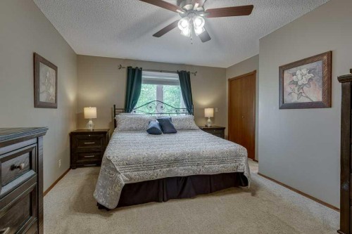 6 Ramsey Avenue, Red Deer, AB - Indoor Photo Showing Bedroom