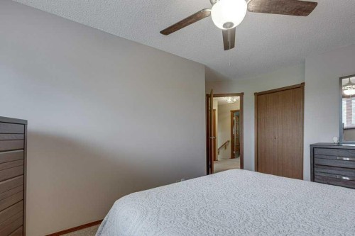6 Ramsey Avenue, Red Deer, AB - Indoor Photo Showing Bedroom