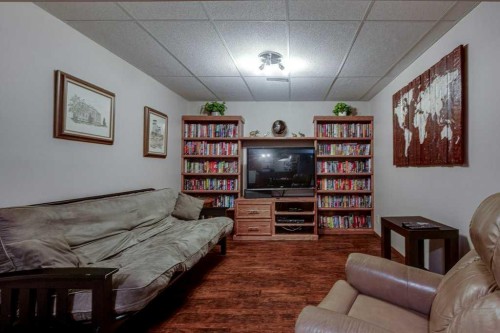 6 Ramsey Avenue, Red Deer, AB - Indoor