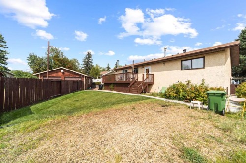 6209 34 Avenue, Camrose, AB - Outdoor With Exterior
