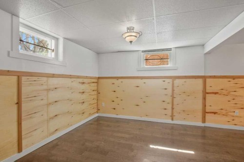 5330 42A Avenue, Red Deer, AB - Indoor Photo Showing Other Room