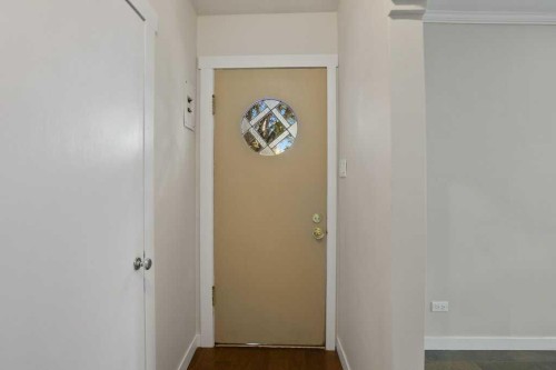 5330 42A Avenue, Red Deer, AB - Indoor Photo Showing Other Room
