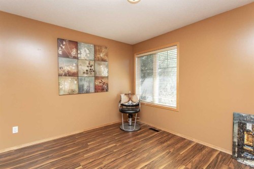 717 Lancaster Drive, Red Deer, AB - Indoor Photo Showing Other Room