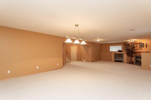 717 Lancaster Drive, Red Deer, AB - Indoor Photo Showing Other Room
