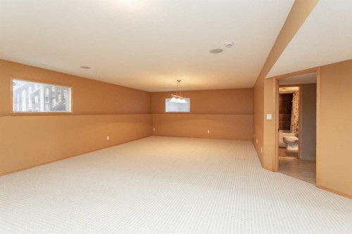 717 Lancaster Drive, Red Deer, AB - Indoor Photo Showing Other Room