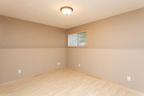 717 Lancaster Drive, Red Deer, AB - Indoor Photo Showing Other Room