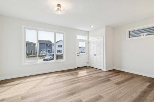 467 Buffaloberry Manor Se, Calgary, AB - Indoor Photo Showing Other Room